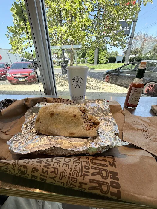 Chipotle Mexican Grill Picture 5