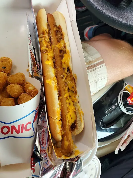 Sonic Drive-In Picture 1