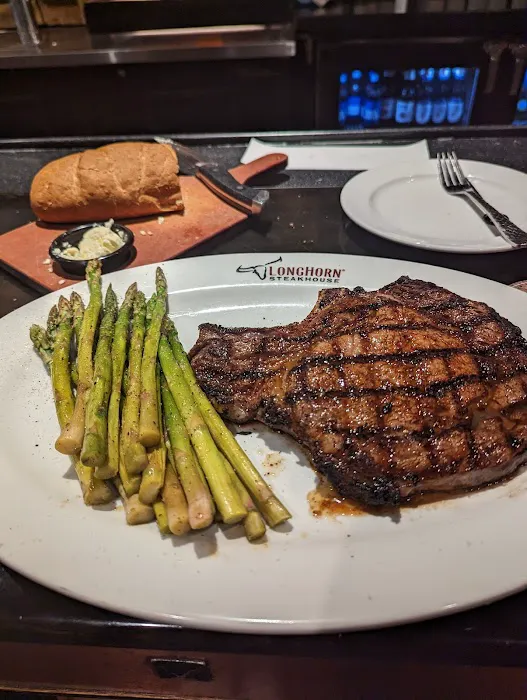 LongHorn Steakhouse Picture 4