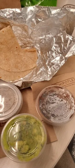 Chipotle Mexican Grill Picture 6