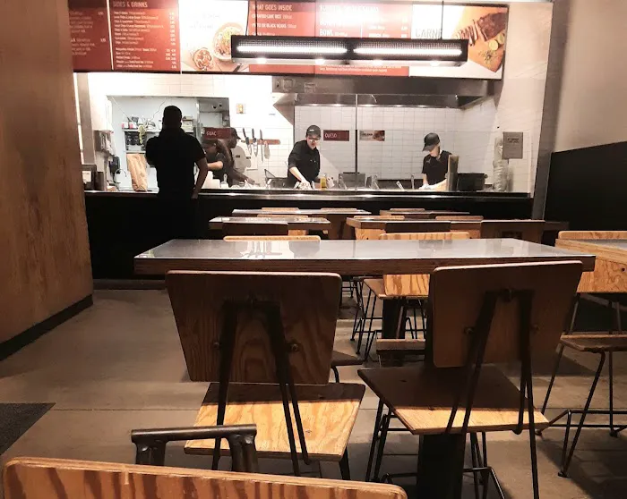 Chipotle Mexican Grill Picture 9