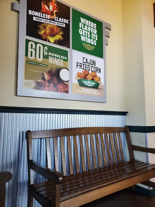 Wingstop Picture 2