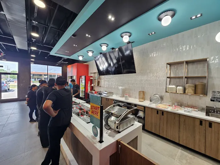 Barrio Burrito Bar Picture 1