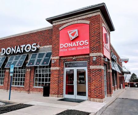 Donatos Pizza