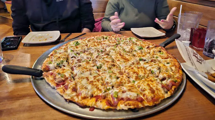 Beer Barrel Pizza & Grill Picture 7