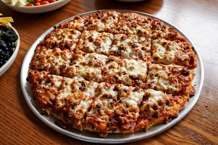 Beer Barrel Pizza & Grill Picture 6