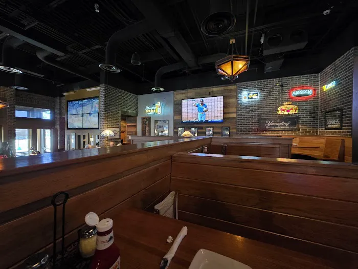 Beer Barrel Pizza & Grill Picture 4