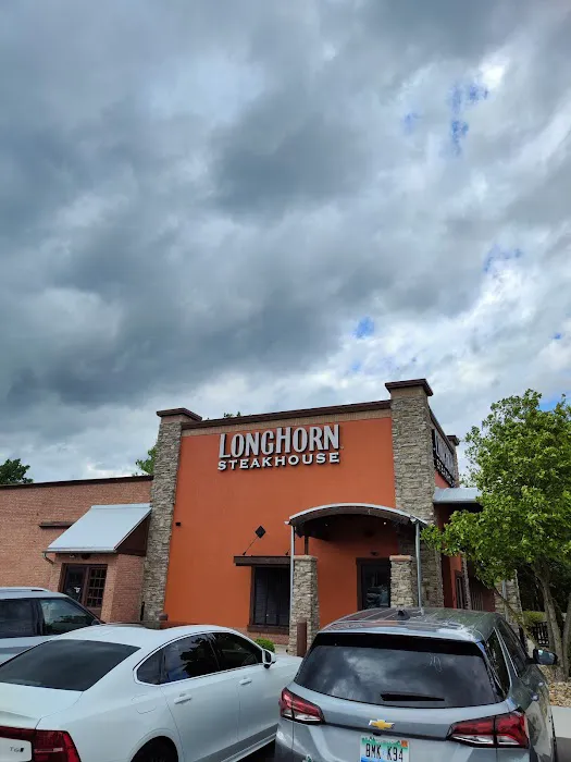 LongHorn Steakhouse Picture 7