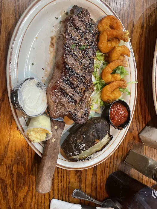 Iron Grill BBQ & Dinner Picture 2