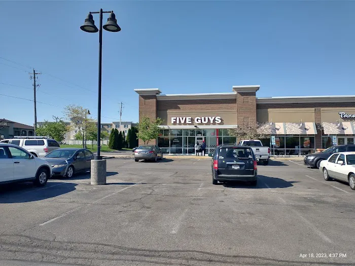 Five Guys Picture 10