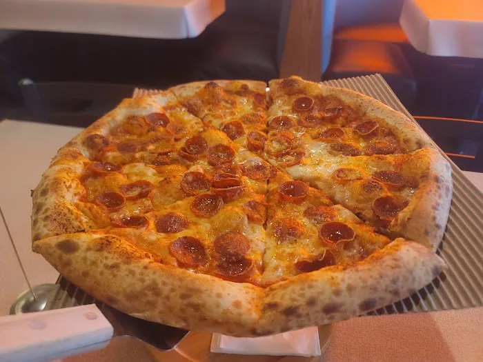 HobNob Pizza - formerly UA Pizza Club Picture 2