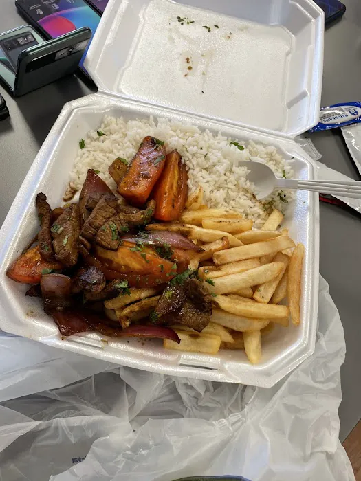 Pollo Perucho Picture 9