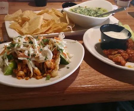 Applebee's Grill + Bar