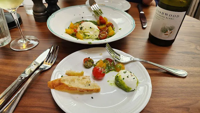 Bar Italia Picture 5