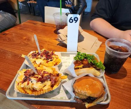 Shake Shack Easton Town Center