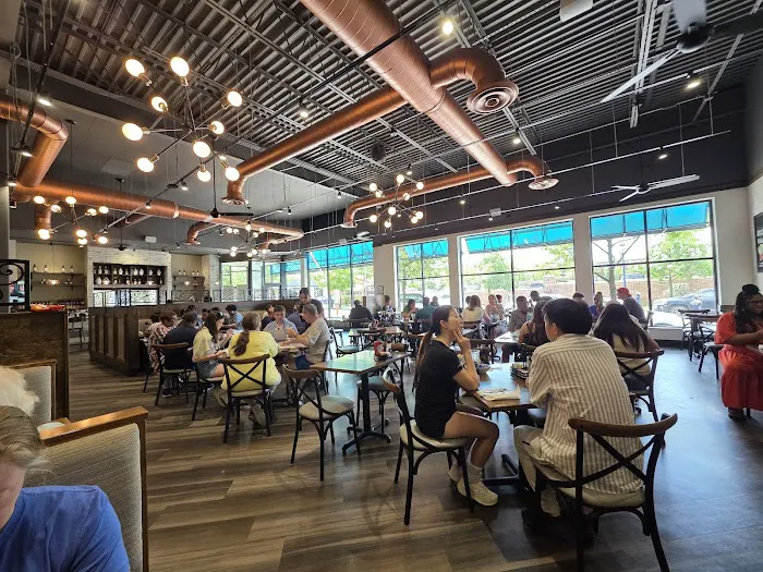 Another Broken Egg Cafe Picture 2