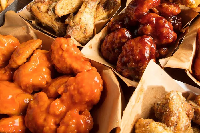 Charleys Cheesesteaks and Wings Picture 8