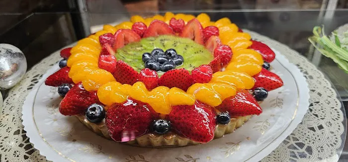 La Chatelaine French Bakery and Bistro Picture 3