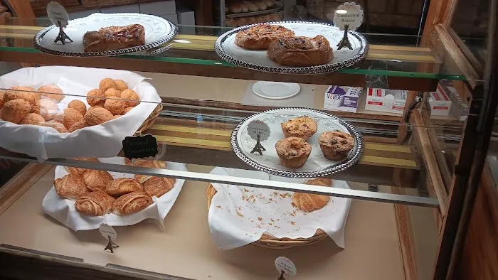 La Chatelaine French Bakery and Bistro Picture 10