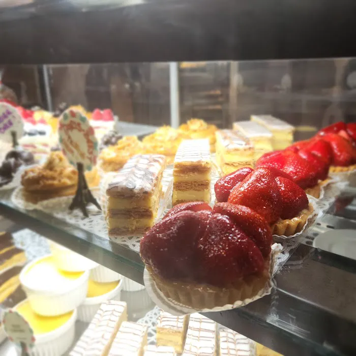 La Chatelaine French Bakery and Bistro Picture 7