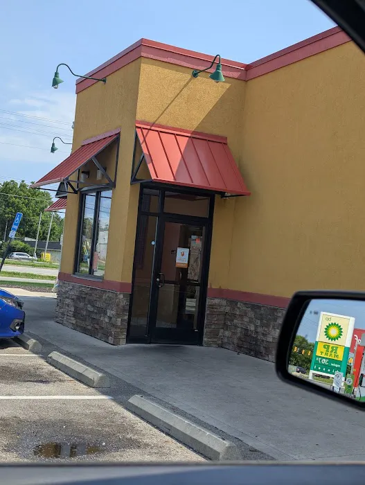 Popeyes Louisiana Kitchen Picture 1