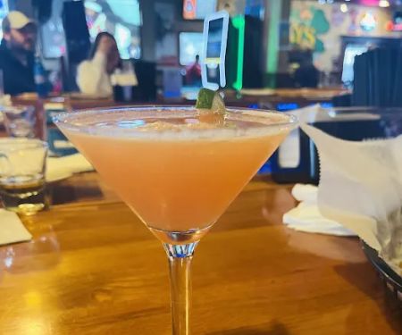 Lucky's Grille & Sports Pub