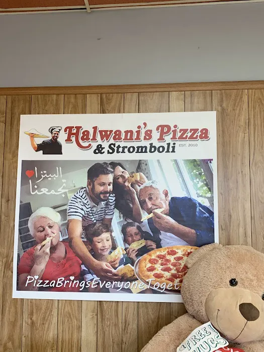 Halwani's Pizza & Stromboli - Hilliard Location Picture 6