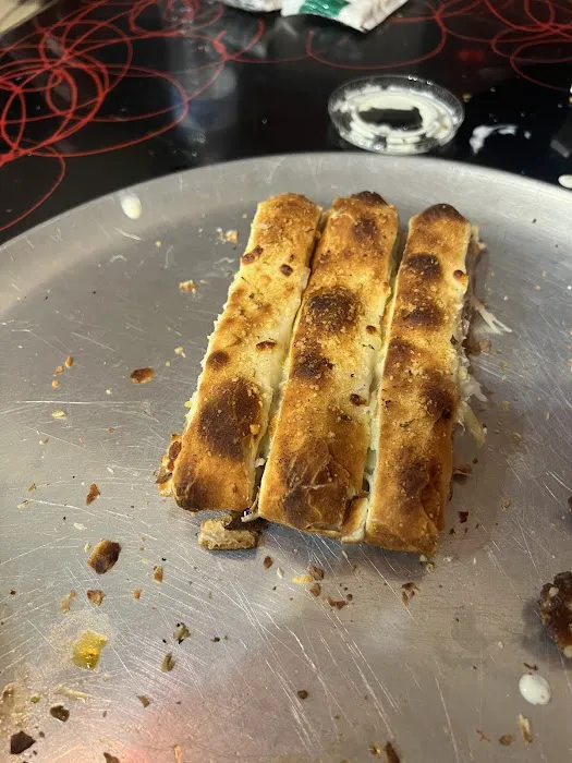 Halwani's Pizza & Stromboli - Hilliard Location Picture 10