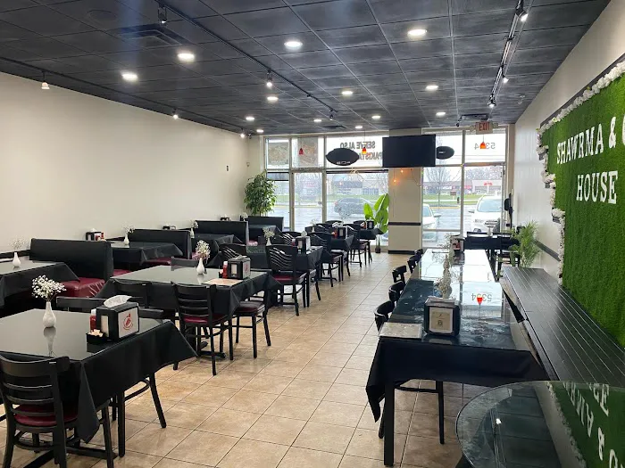 Shawarma & Grill House - مطعم شاورما Picture 7