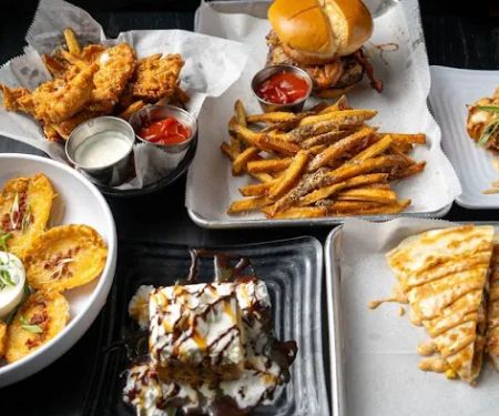 Black Swan Bar & Grill