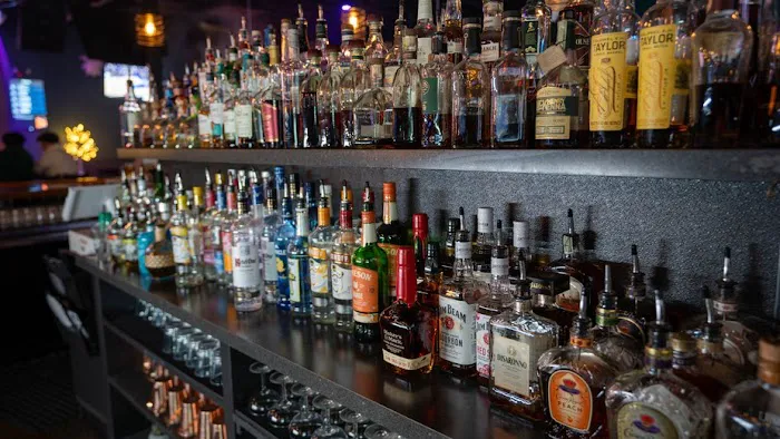 Black Swan Bar & Grill Picture 2