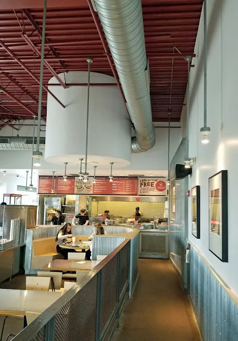 Chipotle Mexican Grill Picture 4