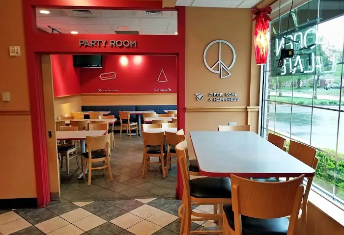 Donatos Pizza Picture 4