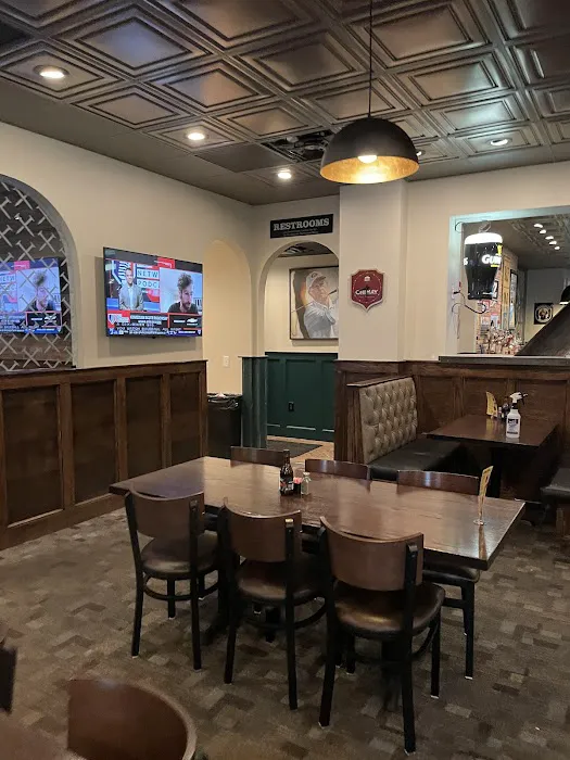 The Old Bag of Nails Pub - Upper Arlington Picture 8