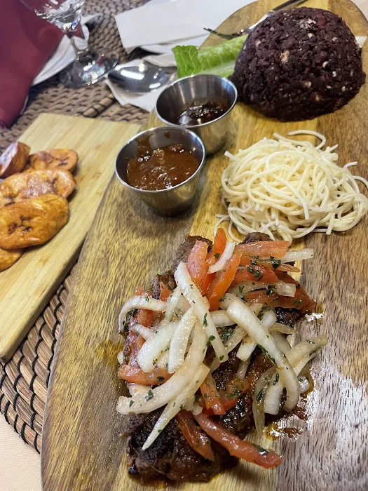 Drelyse African Restaurant Picture 6