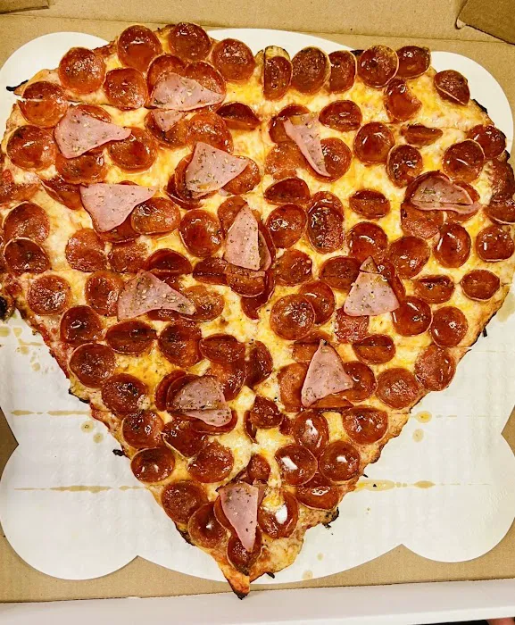 Massey's Pizza Picture 4