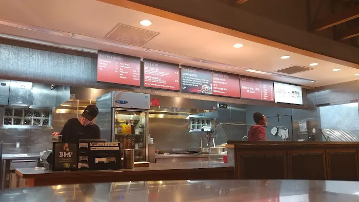 Chipotle Mexican Grill Picture 2