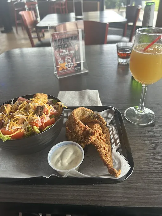 The 6 Bar & Grill Picture 2