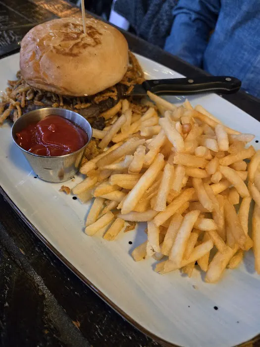 Forbidden Root Restaurant & Brewery - Columbus Picture 8