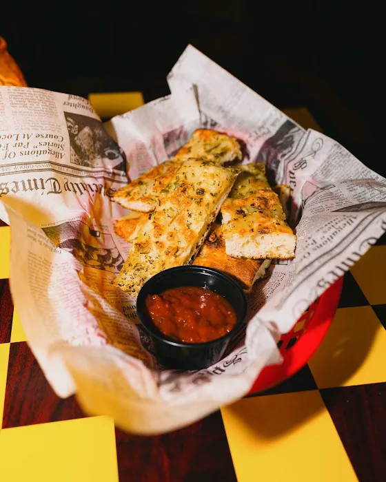 Forty Deuce Pizzeria & Bar Picture 6
