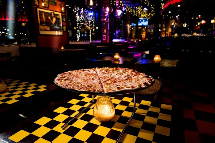 Forty Deuce Pizzeria & Bar Picture 10