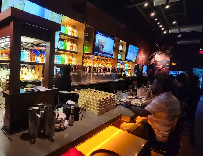 BJ's Restaurant & Brewhouse Picture 5