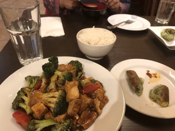 Ye’s Asian Kitchen Picture 3