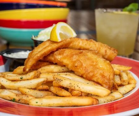 Rusty Bucket Restaurant and Tavern