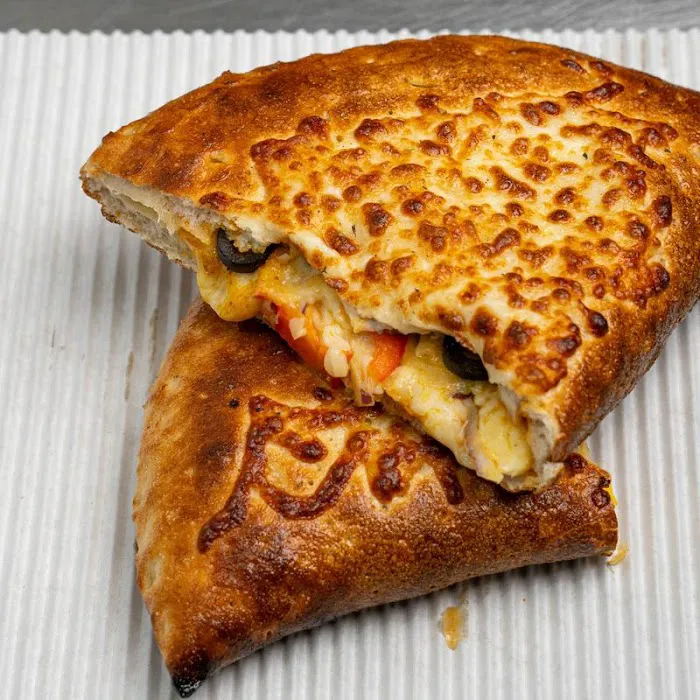 Moon Pizza Picture 10