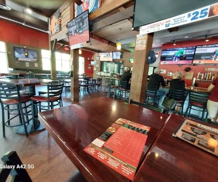 Grandad's Pizza & Pub