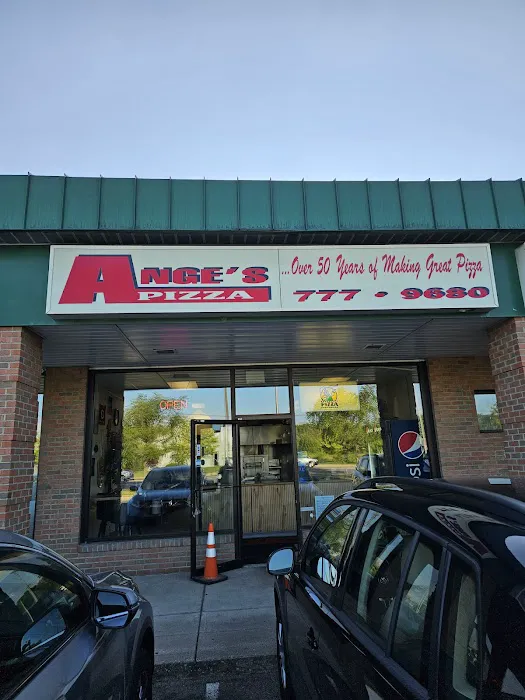 Ange's Pizza Hilliard Picture 10