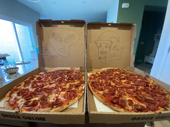 Ange's Pizza Hilliard Picture 3