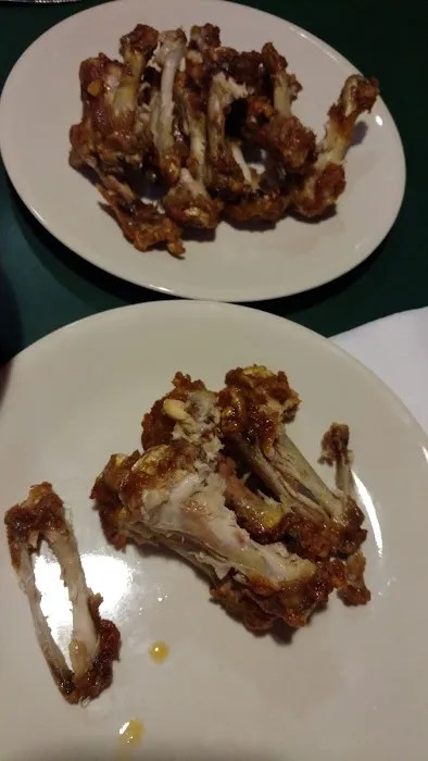 Roadhouse Wings & Grille Picture 7