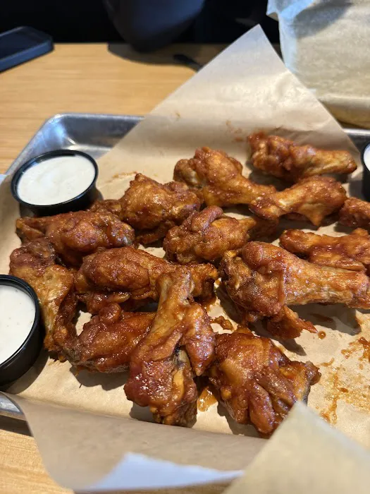 Buffalo Wild Wings Picture 2